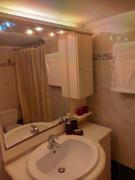 Acropolis Family Apartment *